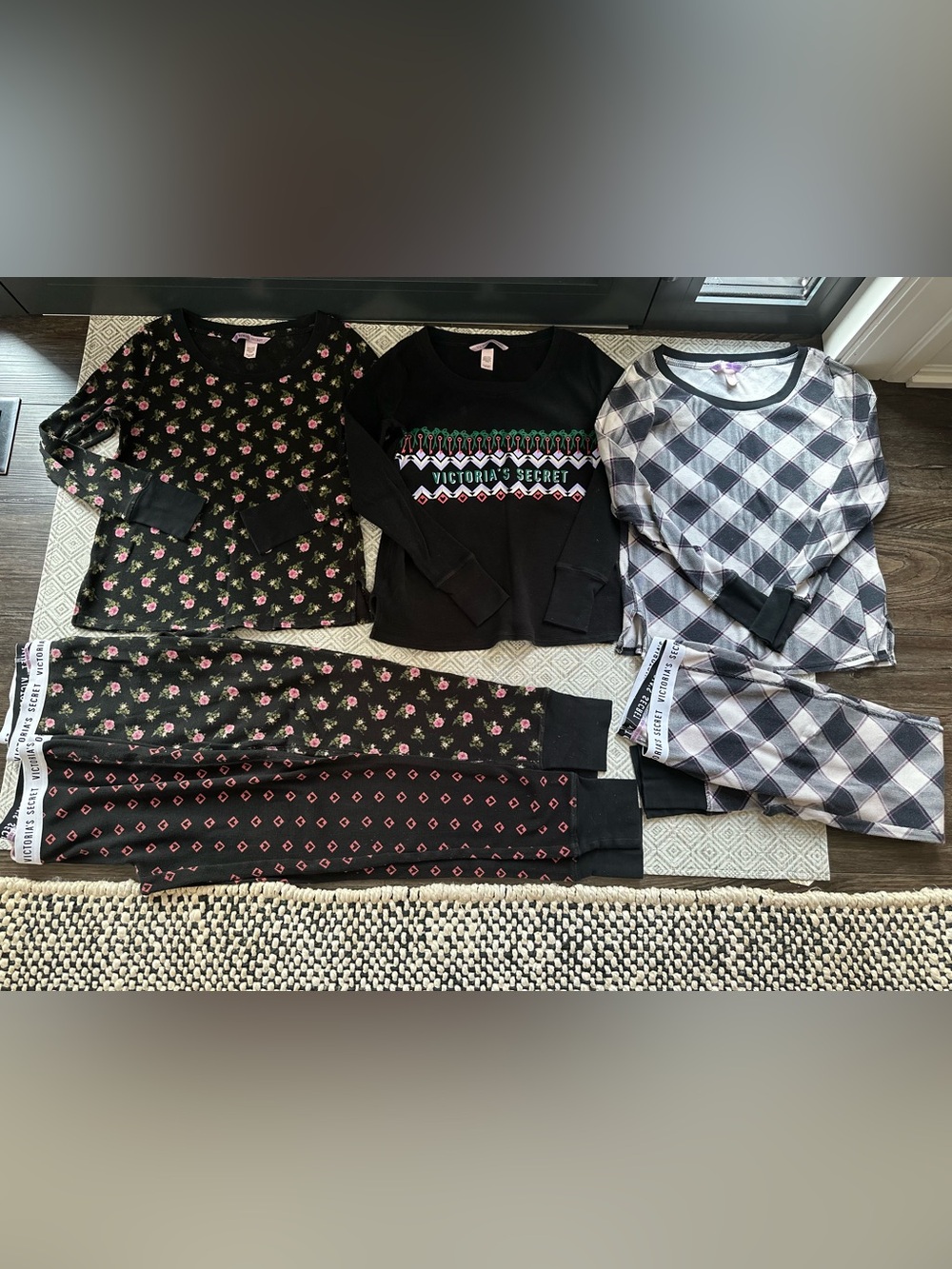 Victoria's Secret women XS   Lot of  Pajama Sets